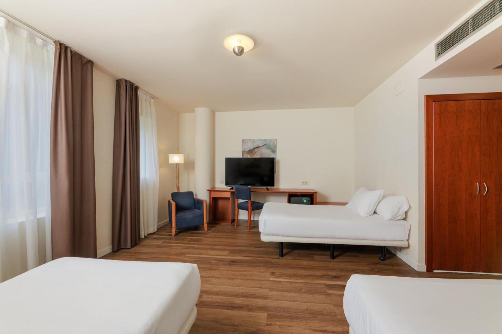Hotel Arrahona Sabadell Exterior foto