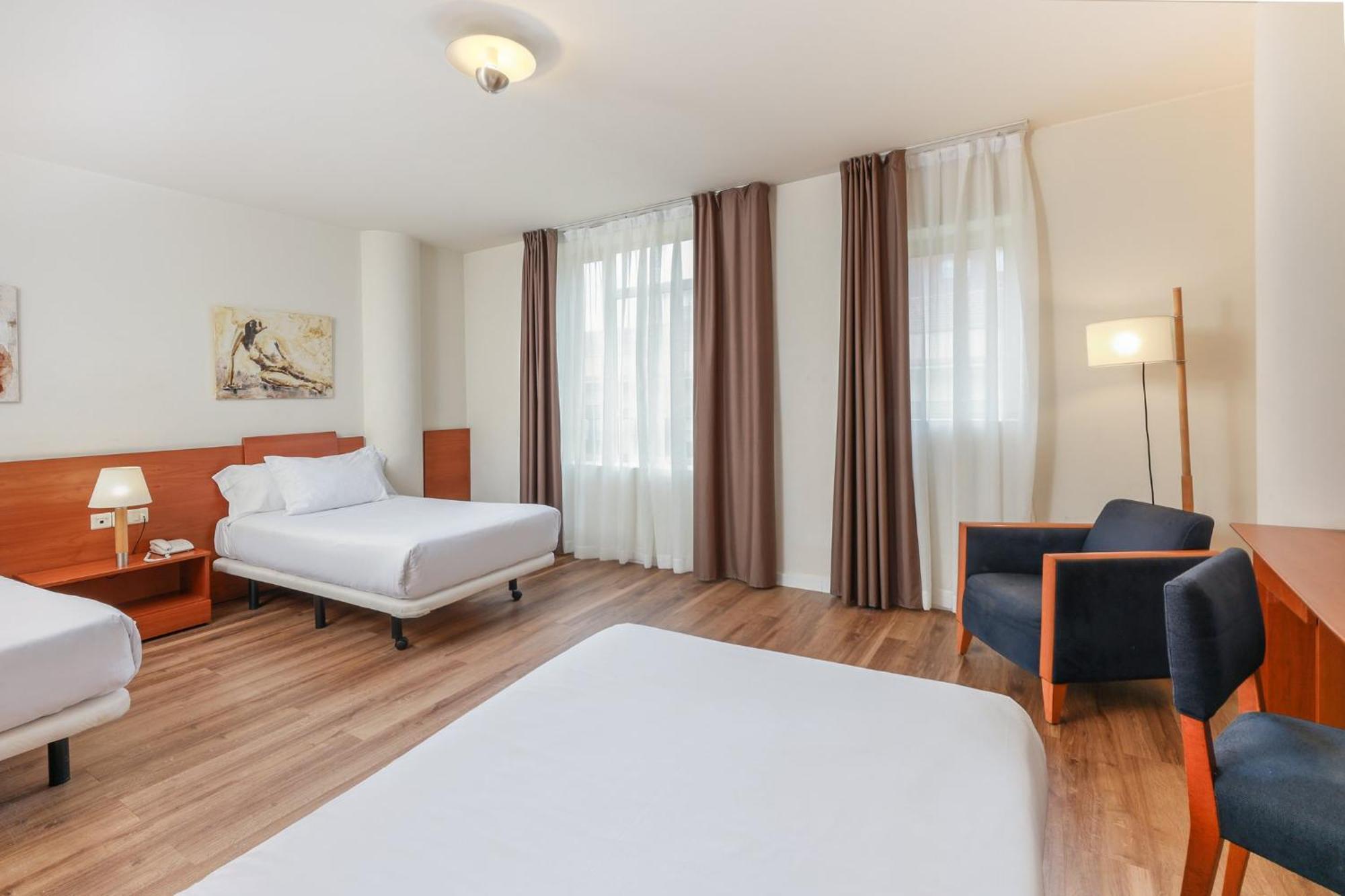 Hotel Arrahona Sabadell Exterior foto
