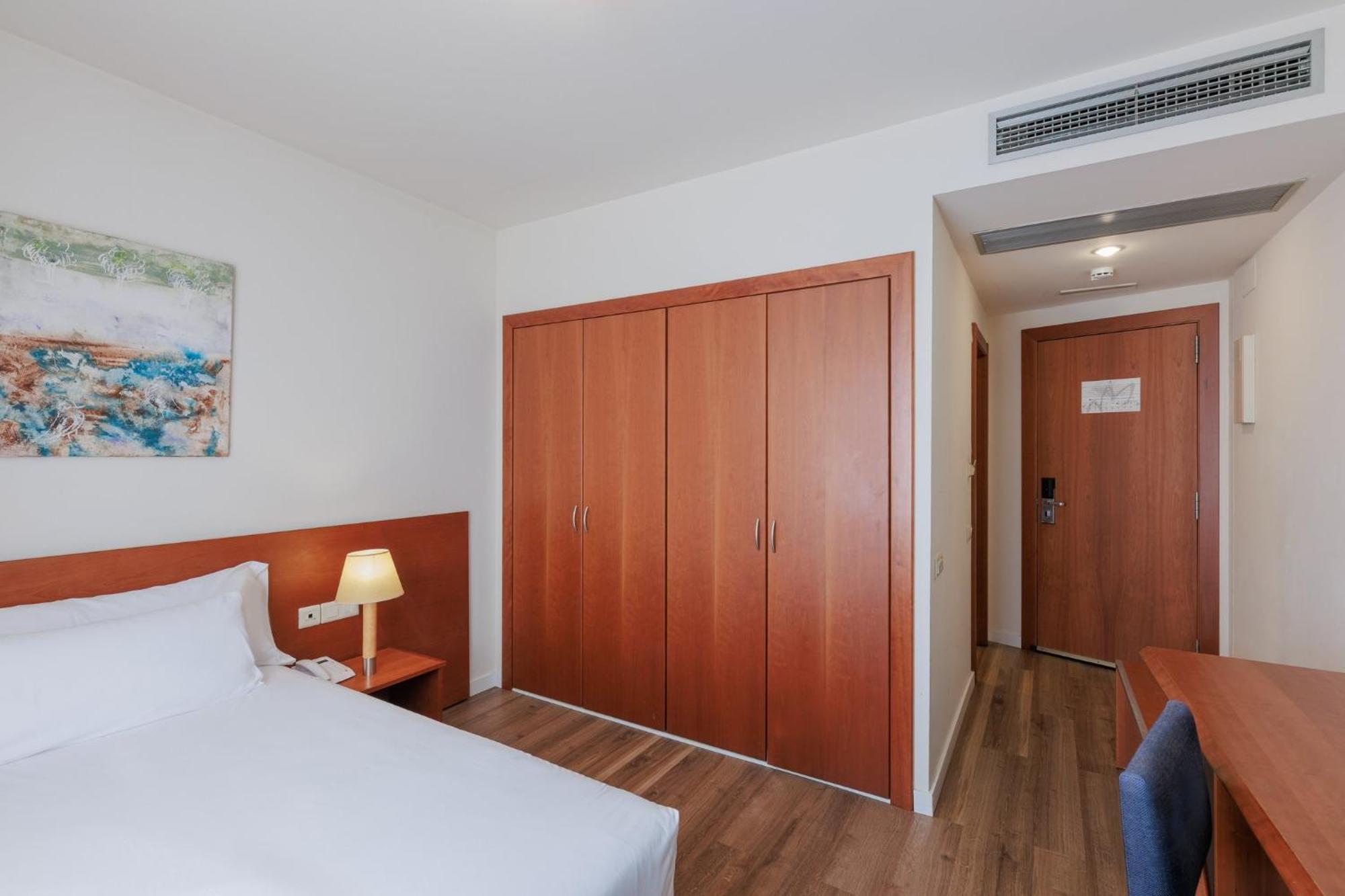 Hotel Arrahona Sabadell Exterior foto