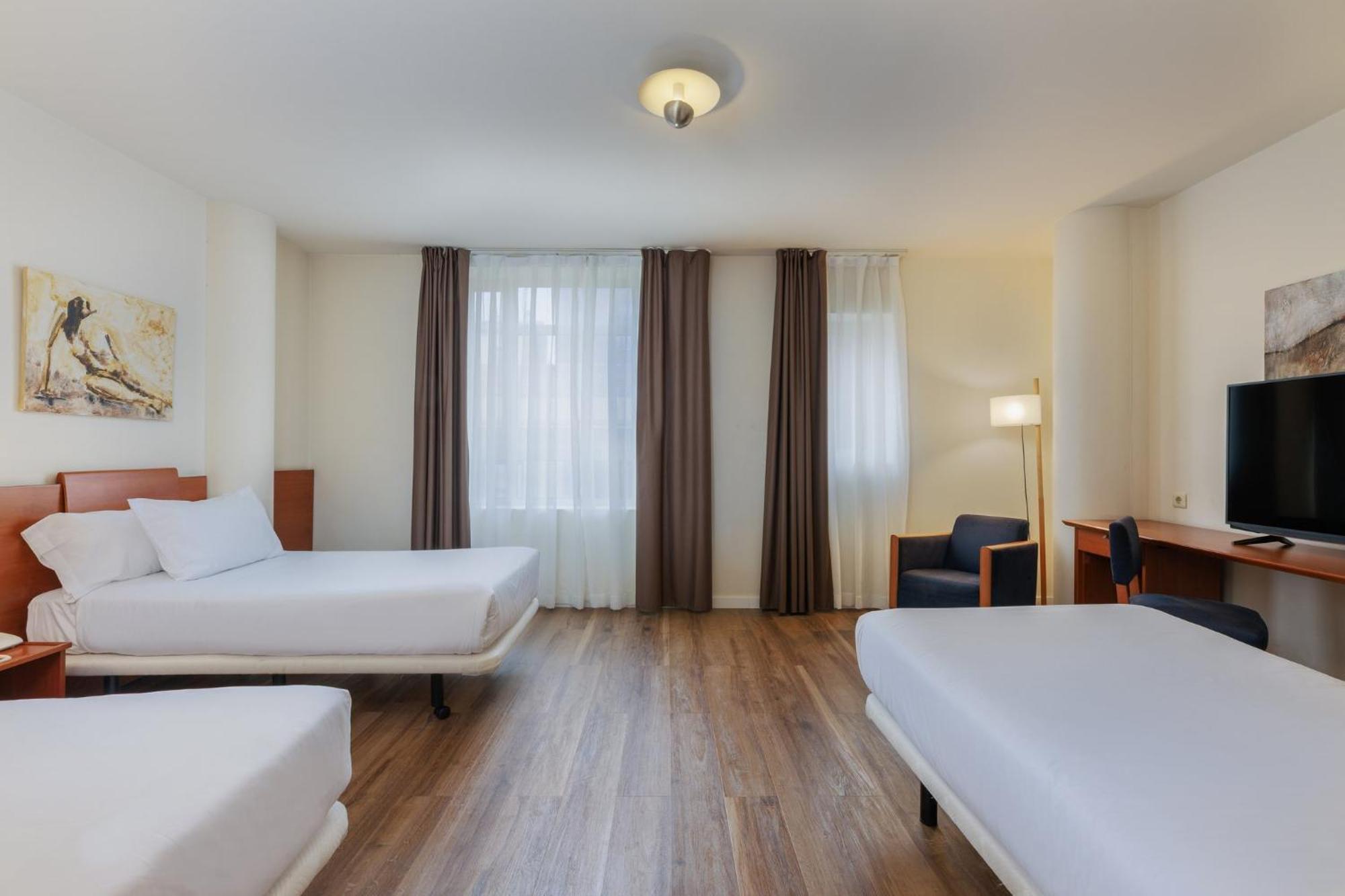 Hotel Arrahona Sabadell Exterior foto